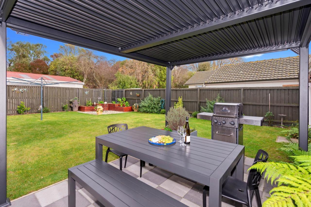 Leave Of Absence - Christchurch Holiday Home Екстер'єр фото